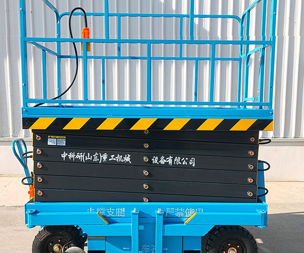 沙依巴克自行走升降机